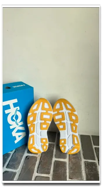 Used Hoka Bondi 9 bike — image 5 of 6