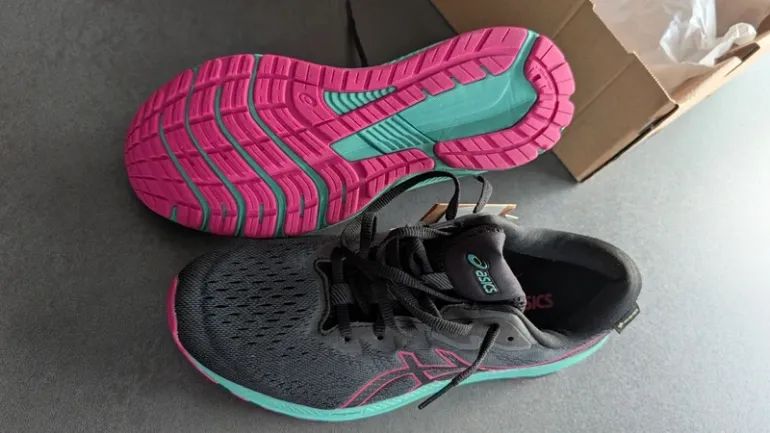 Used Asics GT1000 bike — image 2 of 4
