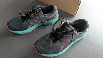 Gebrauchtes Asics GT1000 Running Shoes