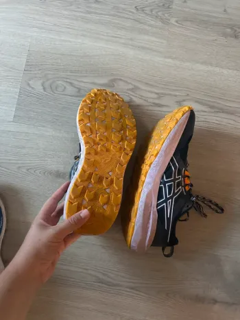 Použité Asics Gel-Sonoma 8 Gore Tex bike — obrázek 2 z 7
