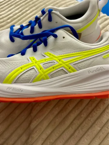 Brugt Asics Gel-Cumulus 27 Running Shoes