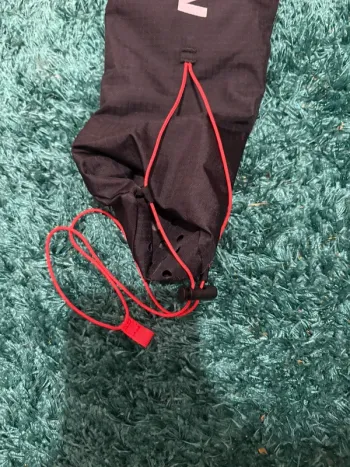 Gebrauchtes Salomon Carquois pour bâtons de trail bike — Bild 4 von 5