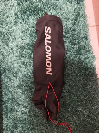 Gebrauchtes Salomon Carquois pour bâtons de trail bike — Bild 2 von 5