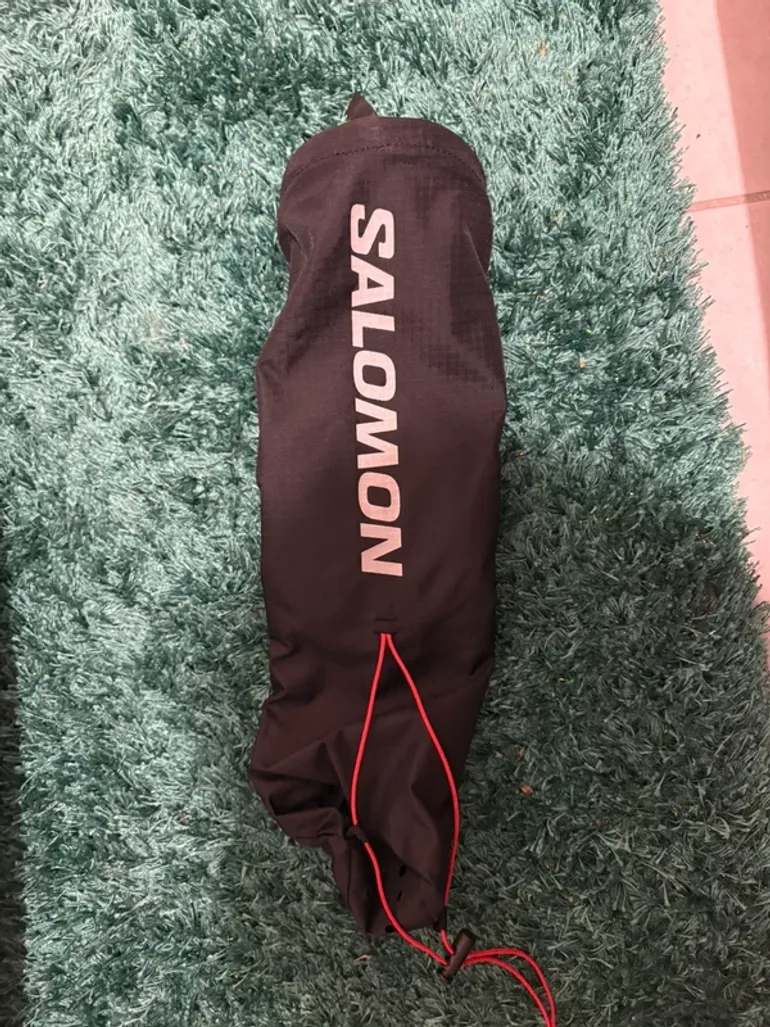 Gebrauchtes Salomon Carquois pour bâtons de trail bike — Bild 2 von 5