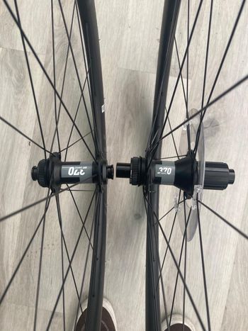 Brugt Roval Rapide C38 Carbon Wheelset 2026 bike — billede 4 af 4