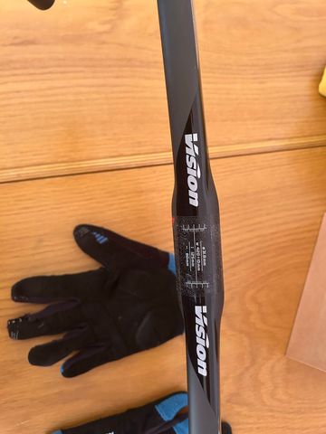 Brugt Vision Carbon Aero Handlebar 2025 bike — billede 4 af 5