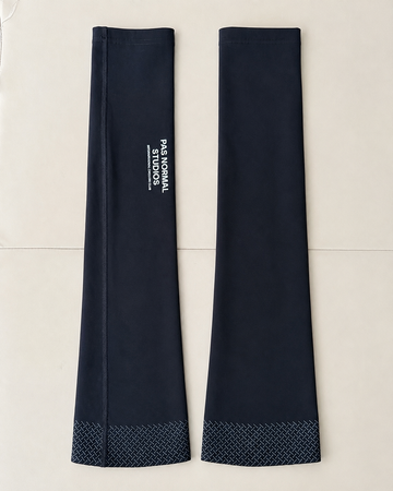 Pas Normal Studios Logo Leg Warmers Cycling Clothing usato