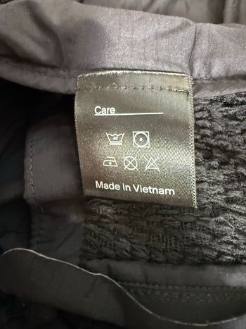 Pas Normal Studios Essential Insulated Jacket bike d'occasion — image 9 sur 9