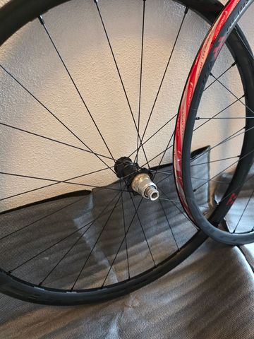 Brugt Fulcrum Rapid Red 300 Wheels bike — billede 2 af 9