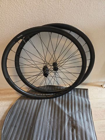 Canyon GR30 Carbon Wheelset bike usato — immagine 2 di 3