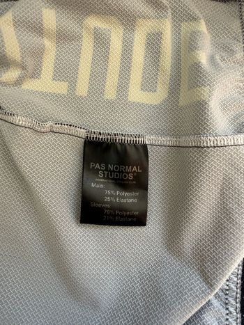 Gebrauchtes Pas Normal Studios Solitude Logo Jersey bike — Bild 4 von 11