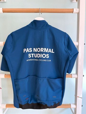 Gebrauchtes Pas Normal Studios Defend SS Cycling Jersey bike — Bild 2 von 10