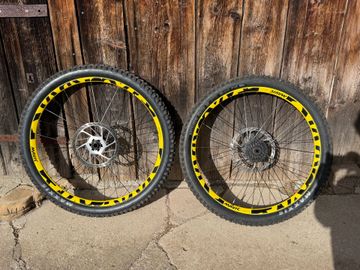 Used Mavic Deemax DH Mullet Wheels Wheels