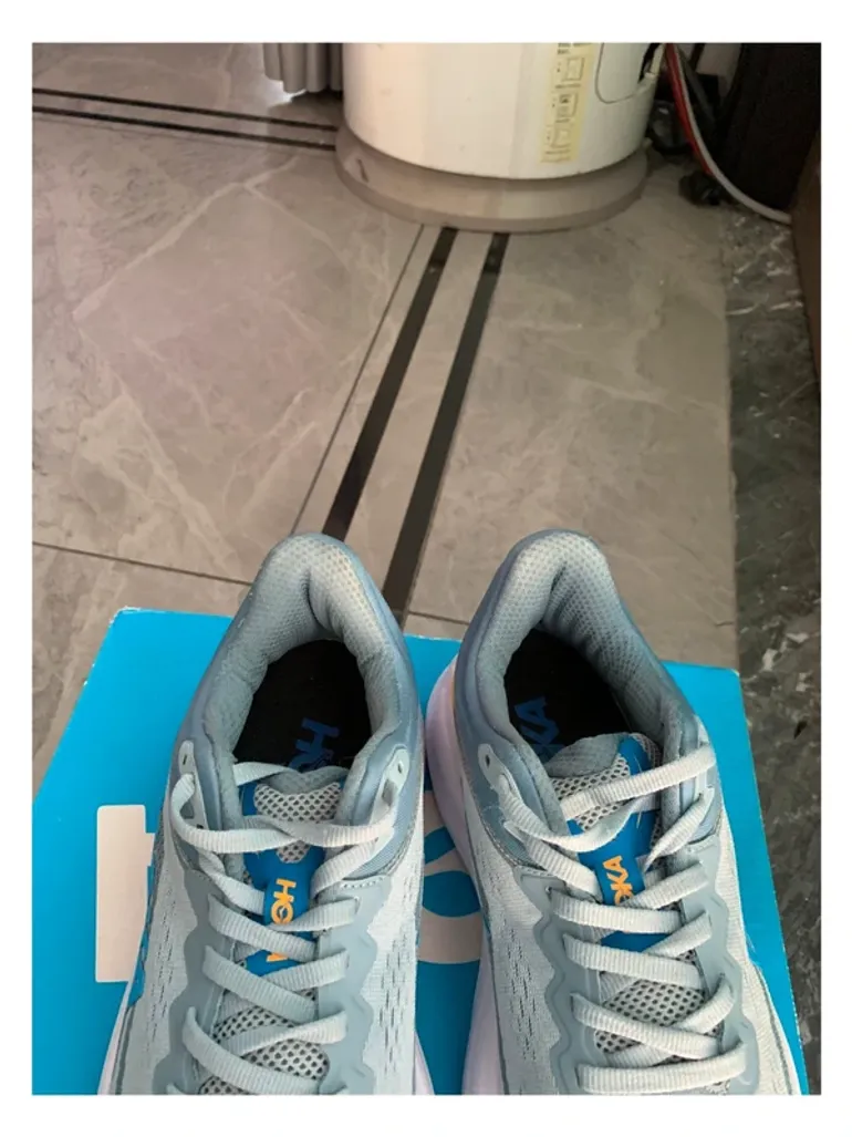 Hoka Bondi 9 bike usato — immagine 3 di 7