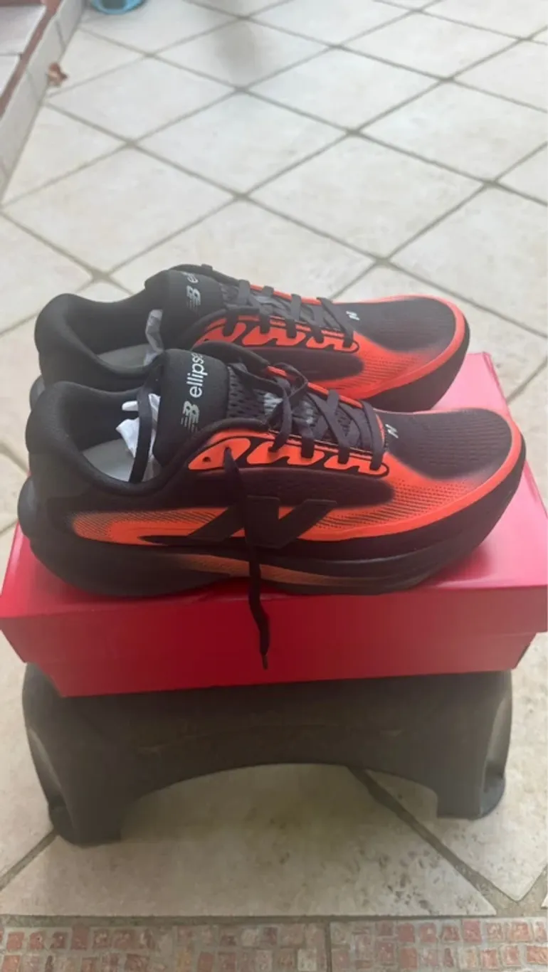 Brugt New Balance Ellipse V1 bike — billede 3 af 9