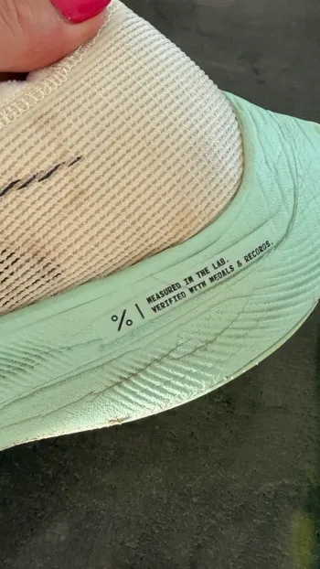 Used Nike ZoomX Vaporfly Next% 2 bike — image 7 of 9