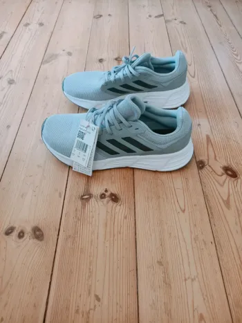 Adidas Galaxy 6 Running Shoes d'occasion