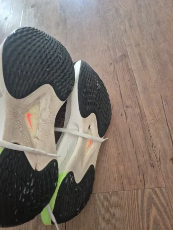 Used Nike Zoom Fly 5 bike — image 6 of 7