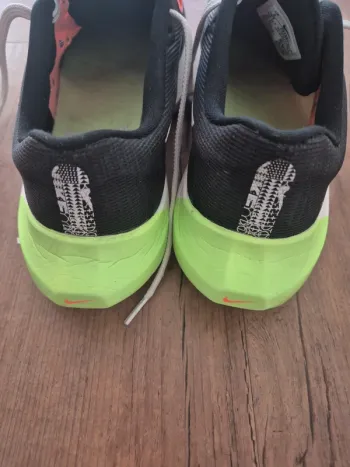 Used Nike Zoom Fly 5 bike — image 5 of 7