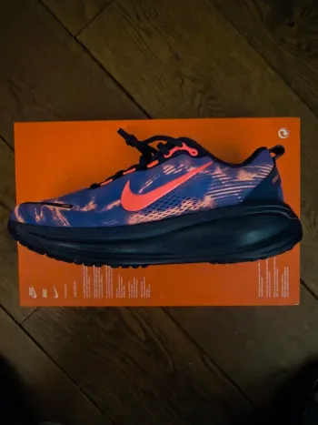 Nike Vomero 18 bike de segunda mano — imagen 5 de 8