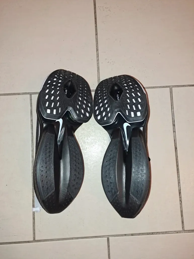 Used Nike Alphafly Next 2 bike — image 2 of 5
