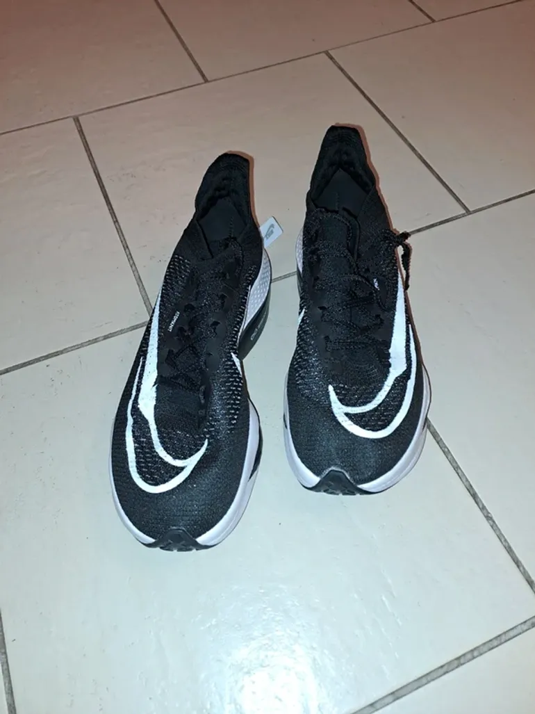 Used Nike Alphafly Next 2 bike — image 3 of 5