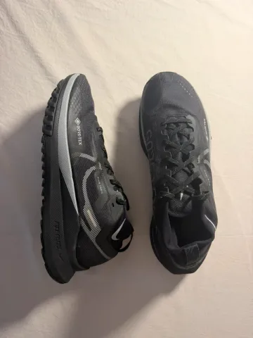 Pegasus Trail Gore-tex Running Shoes d'occasion