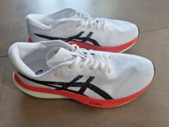 Used Asics Metaspeed Sky Paris Running Shoes