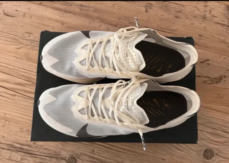 Brugt Nike Vaporfly 4 bike — billede 8 af 10