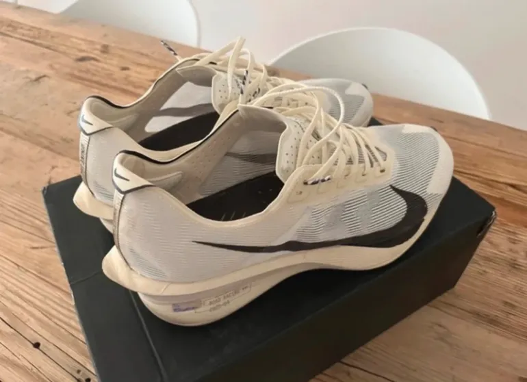Brugt Nike Vaporfly 4 bike — billede 6 af 10