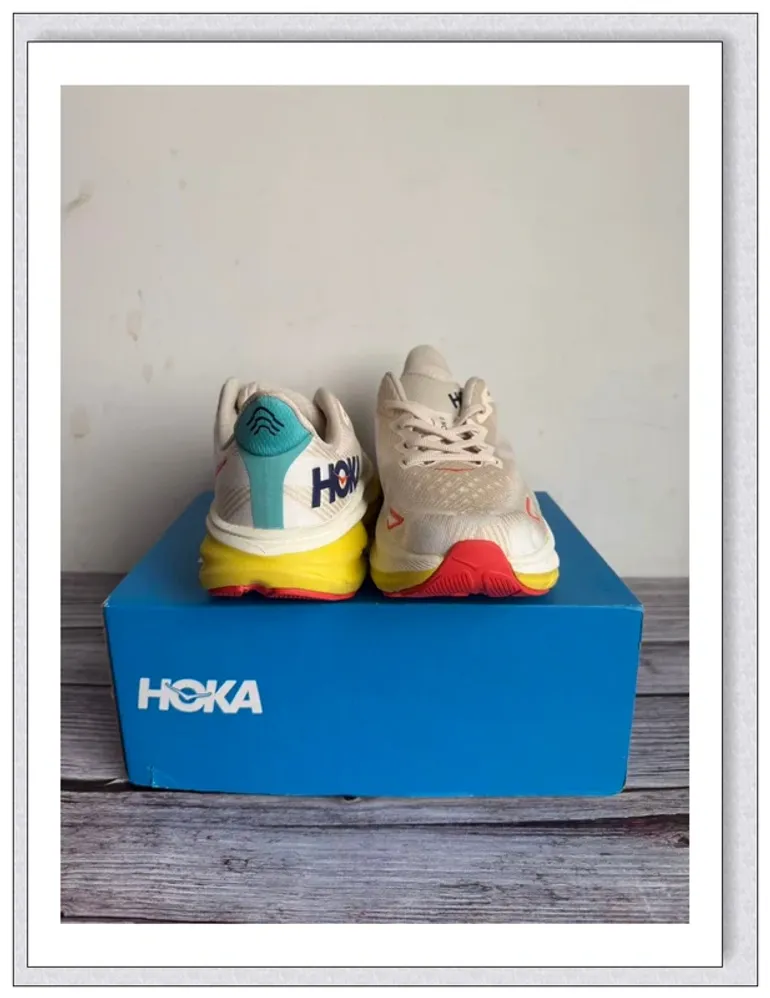 Used Hoka Clifton 9 bike — image 4 of 6