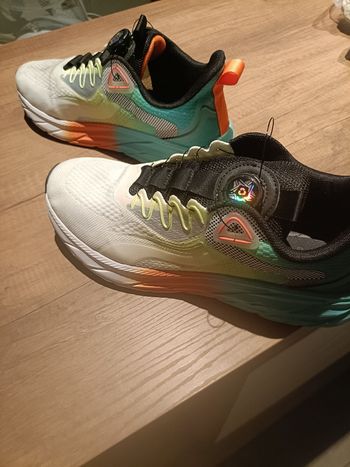 Brugt temu Running Shoes 2026 bike — billede 2 af 4