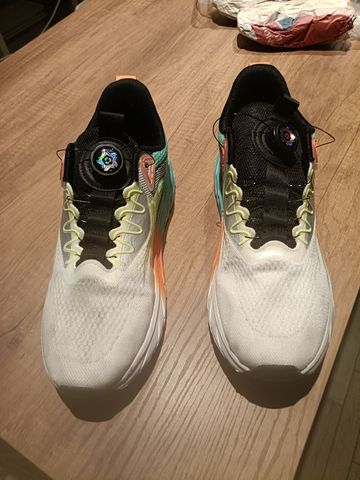 Gebrauchtes temu Running Shoes 2026 bike — Bild 3 von 4