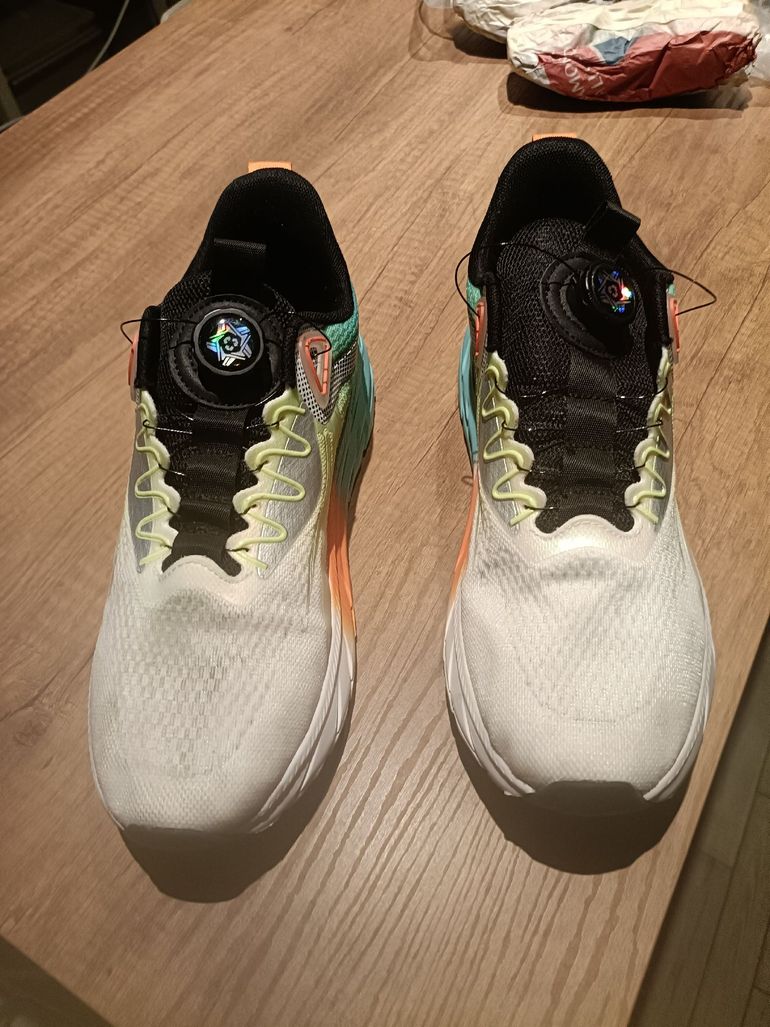 Brugt temu Running Shoes 2026 bike — billede 3 af 4
