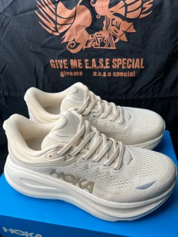 Tweedehands Hoka Baskets Running Shoes