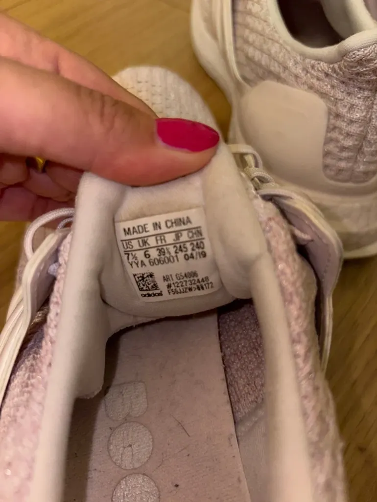 Käytetty Adidas Ultraboost bike — kuva 5 / 9
