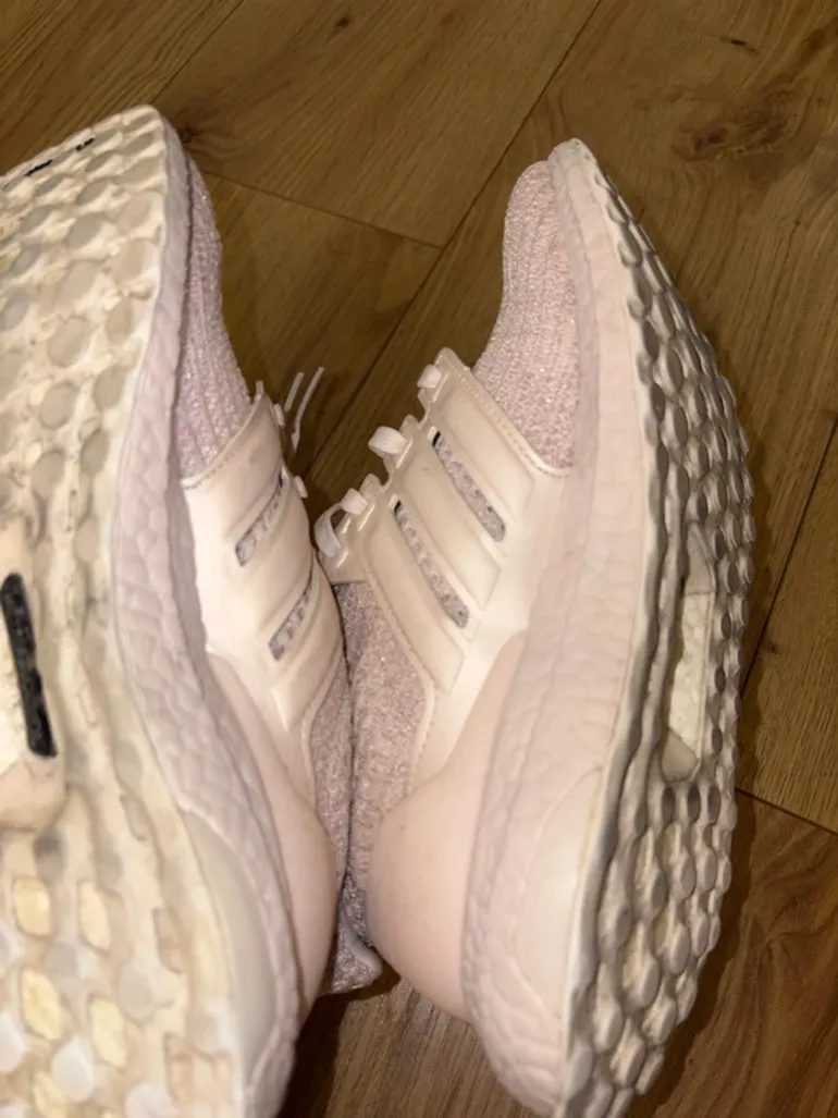 Käytetty Adidas Ultraboost bike — kuva 8 / 9