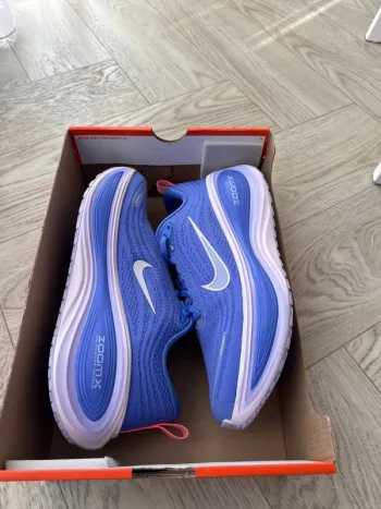 Tweedehands Nike Vomero Running Shoes