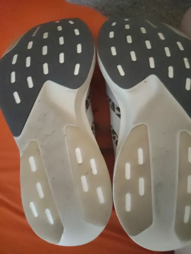 Used Adidas adizero bike — image 3 of 3