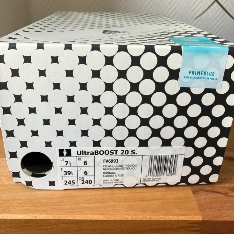 Adidas Ultra Boost Stella McCartney bike d'occasion — image 7 sur 8