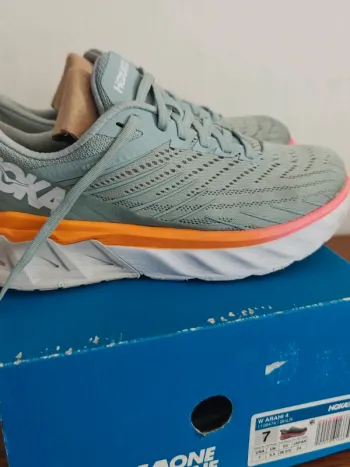 Käytetty Hoka Arahi 4 bike — kuva 2 / 13