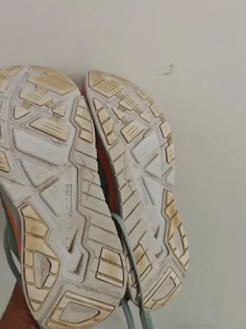 Käytetty Hoka Arahi 4 bike — kuva 5 / 13