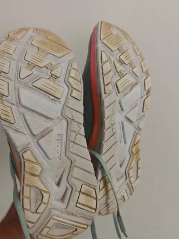 Käytetty Hoka Arahi 4 bike — kuva 6 / 13