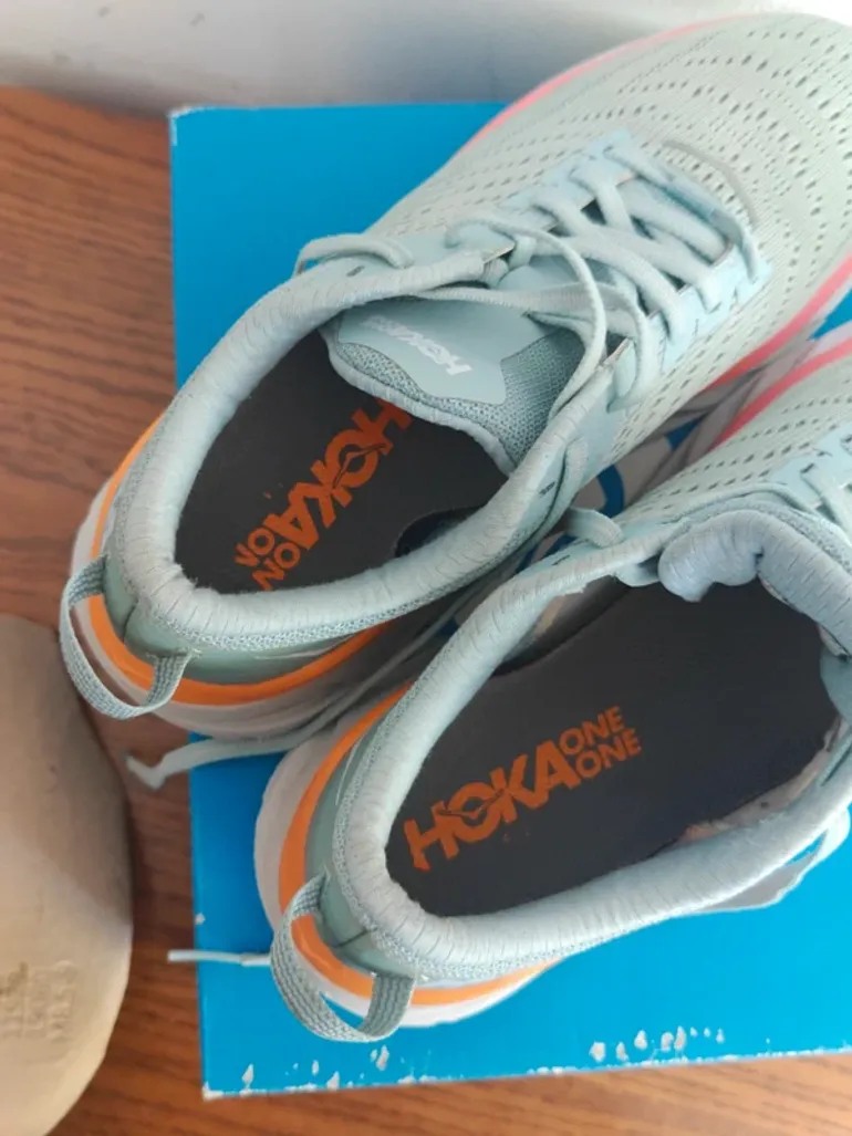 Käytetty Hoka Arahi 4 bike — kuva 13 / 13