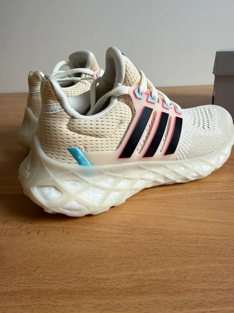 Adidas Ultraboost Web DNA bike de segunda mano — imagen 8 de 12