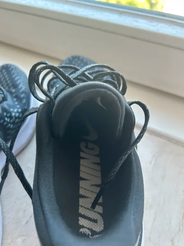 Nike Air Zoom Winflo bike d'occasion — image 7 sur 9