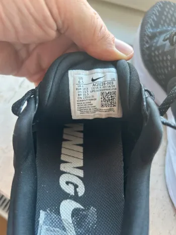 Nike Air Zoom Winflo bike d'occasion — image 8 sur 9