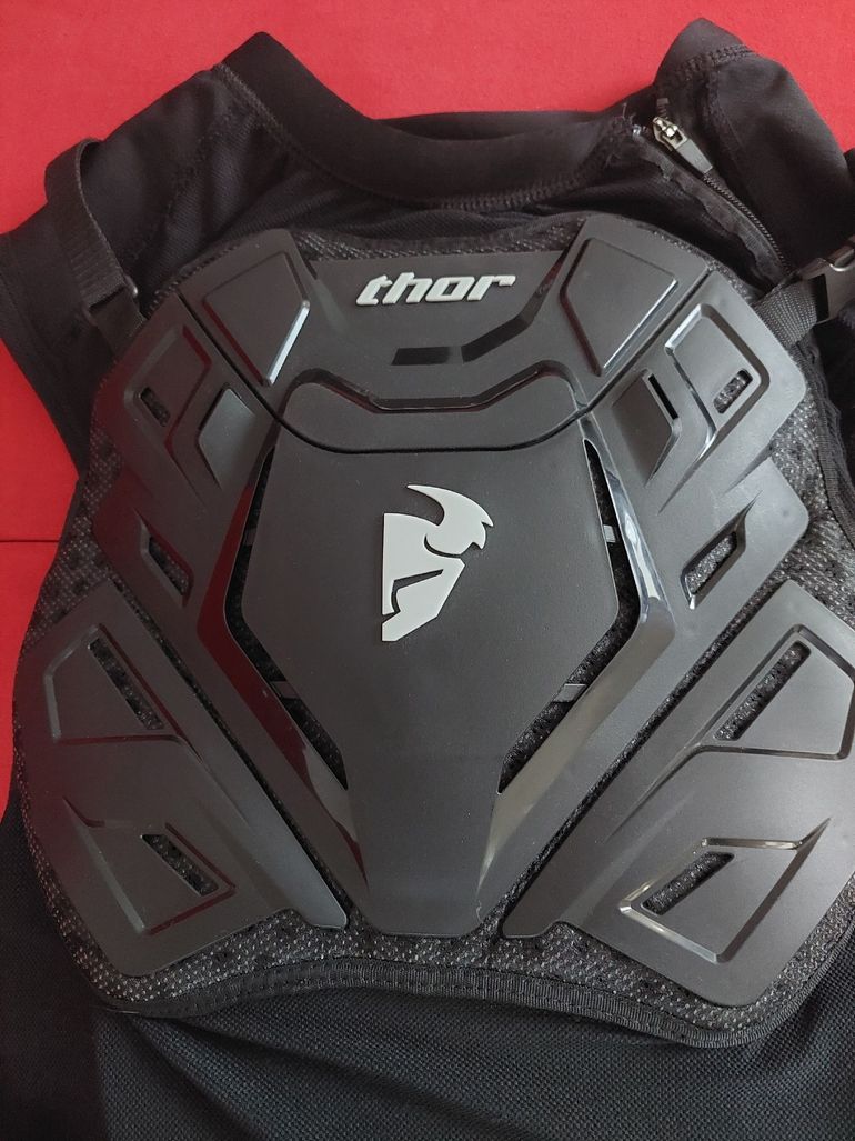 Used thor Sentry stone shield bike — image 5 of 5