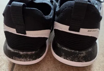 Used Nike Free RN Flyknit bike — image 4 of 12