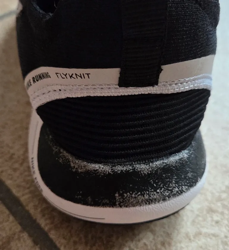Used Nike Free RN Flyknit bike — image 7 of 12